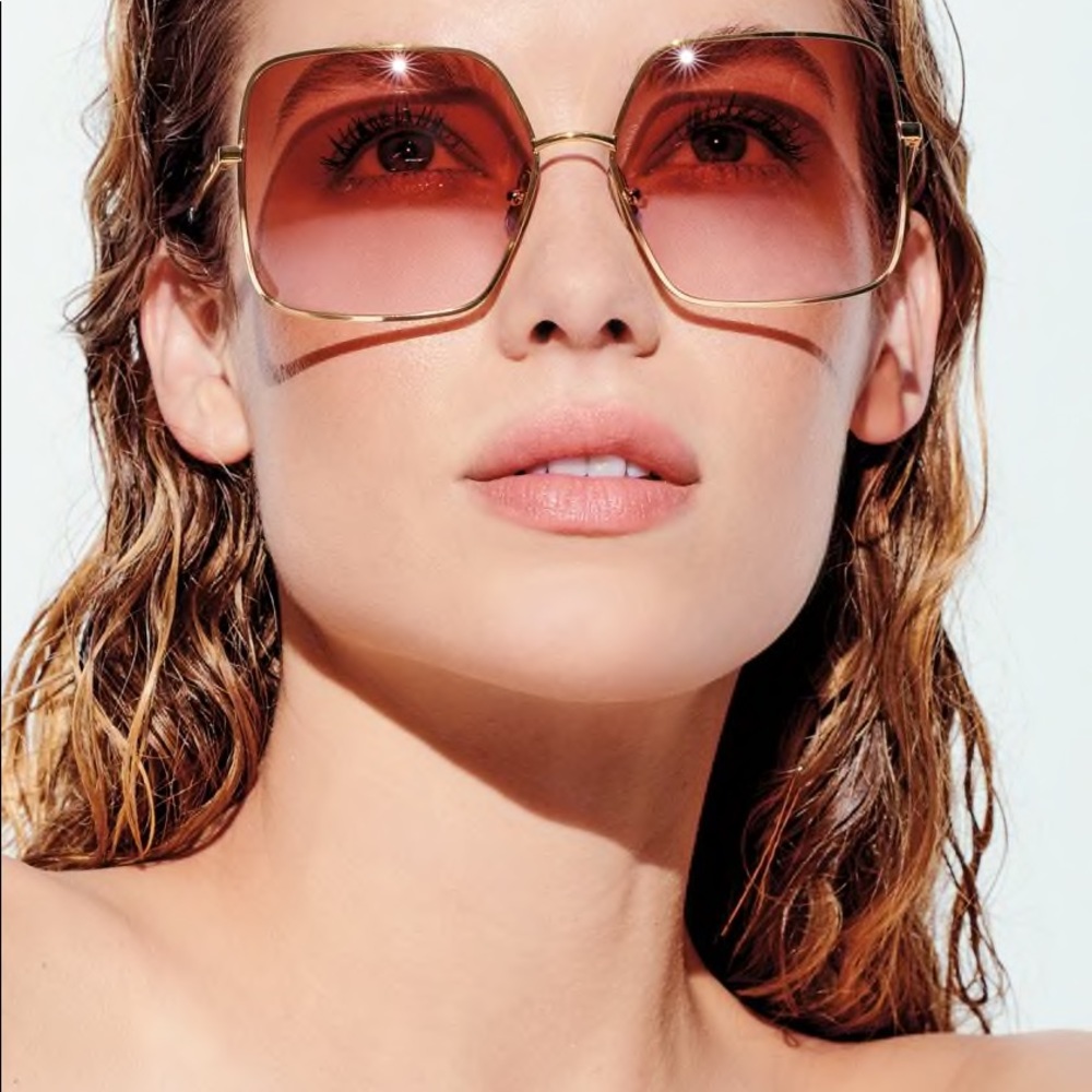 Oversize Ombré Lens Sunnies — Amber-Gold